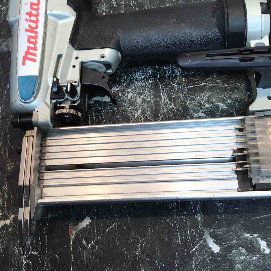 ★マキタ(makita) 常圧フィニッシュネイラ AF502N【八潮店】