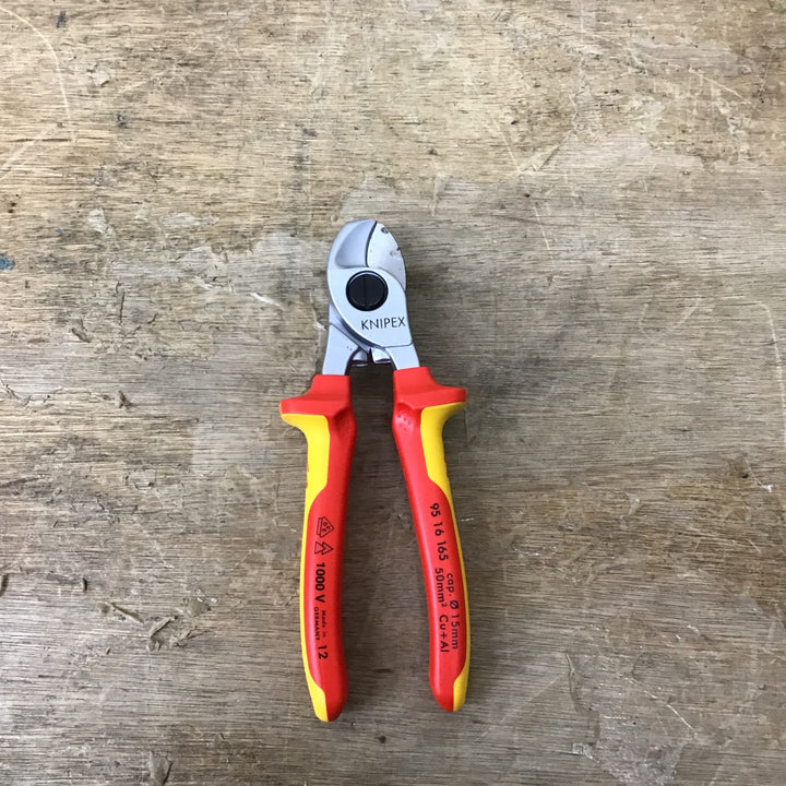 ▼クニペックス(KNIPEX) ケーブルニッパー(ハサミ式) 95 16 165【柏店】