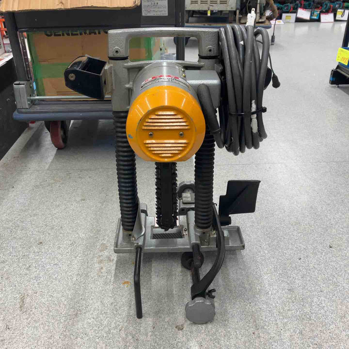 ◇マキタ(makita) チェーンノミ 7100B【八潮店】