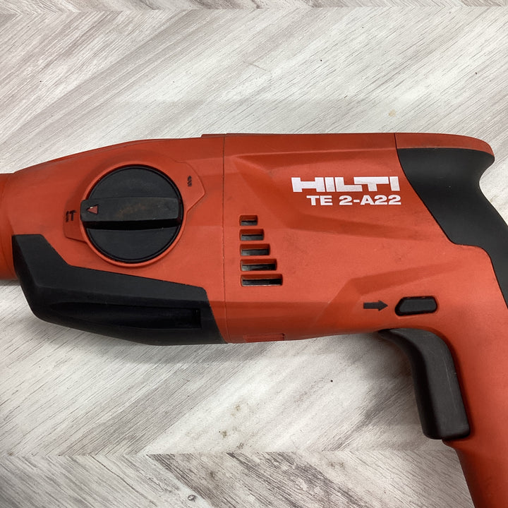 【店頭受取り限定】HILTI 充電式ロータリーハンマドリル TE2-A22【越谷店】