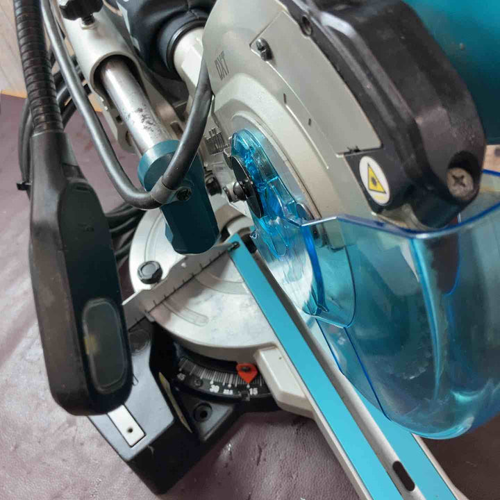 【中古品】マキタ(makita) 卓上スライドマルノコ LS0612FL 丸ノコ 100V【東大和店】