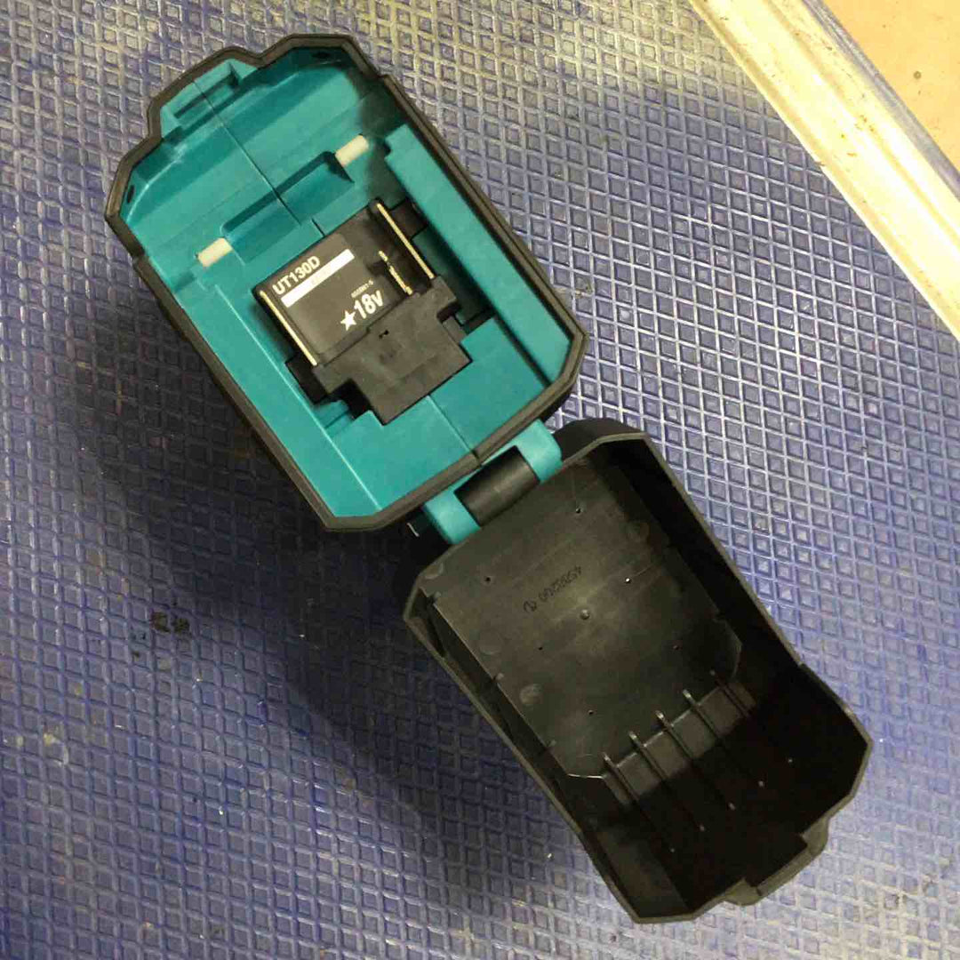 ★マキタ(makita) コードレスかくはん機 UT130DRG【草加店】