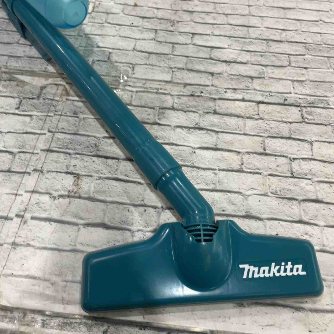 ☆マキタ(makita) コードレスクリーナ CL181FDZ【川口店】
