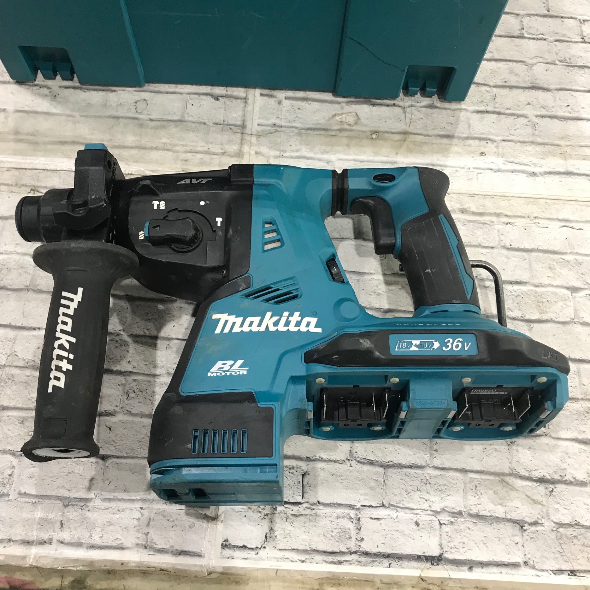 ☆マキタ(makita) コードレスハンマドリル HR282DZK【川口店