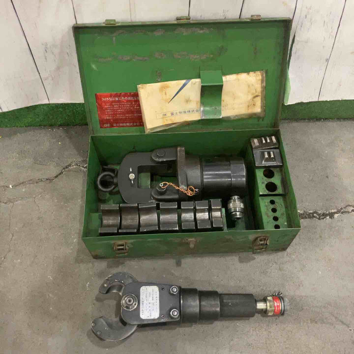 【店頭受取り限定】◇泉精器(IZUMI) 電動リモコン式油圧ポンプ R14E-F【川口店】