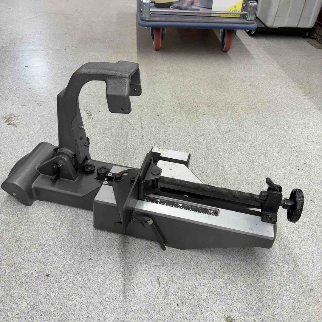 ◇ハイコーキ(HIKOKI ※旧:日立工機) ロータリーバンドソー用定置式スタンド CB12-ST2【八潮店】