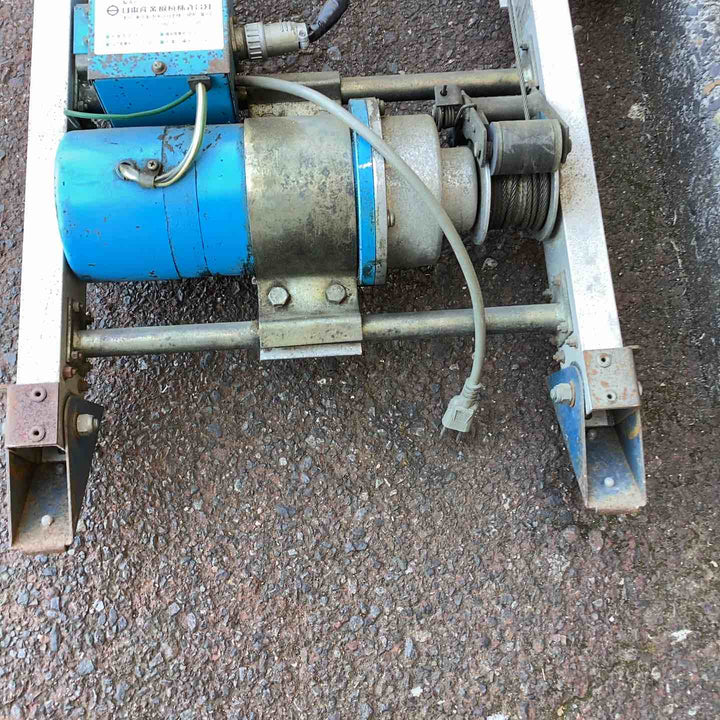 【店頭受取り限定】100V 荷揚げ機 最大60kg ライトリフター 日本産業機械 4m80cm 2連はしごセット　【越谷店】