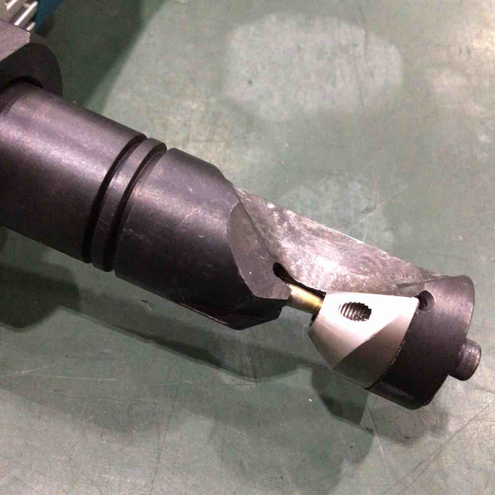 ☆マキタ(makita) コードレスニブラ JN161DZ【川口店】
