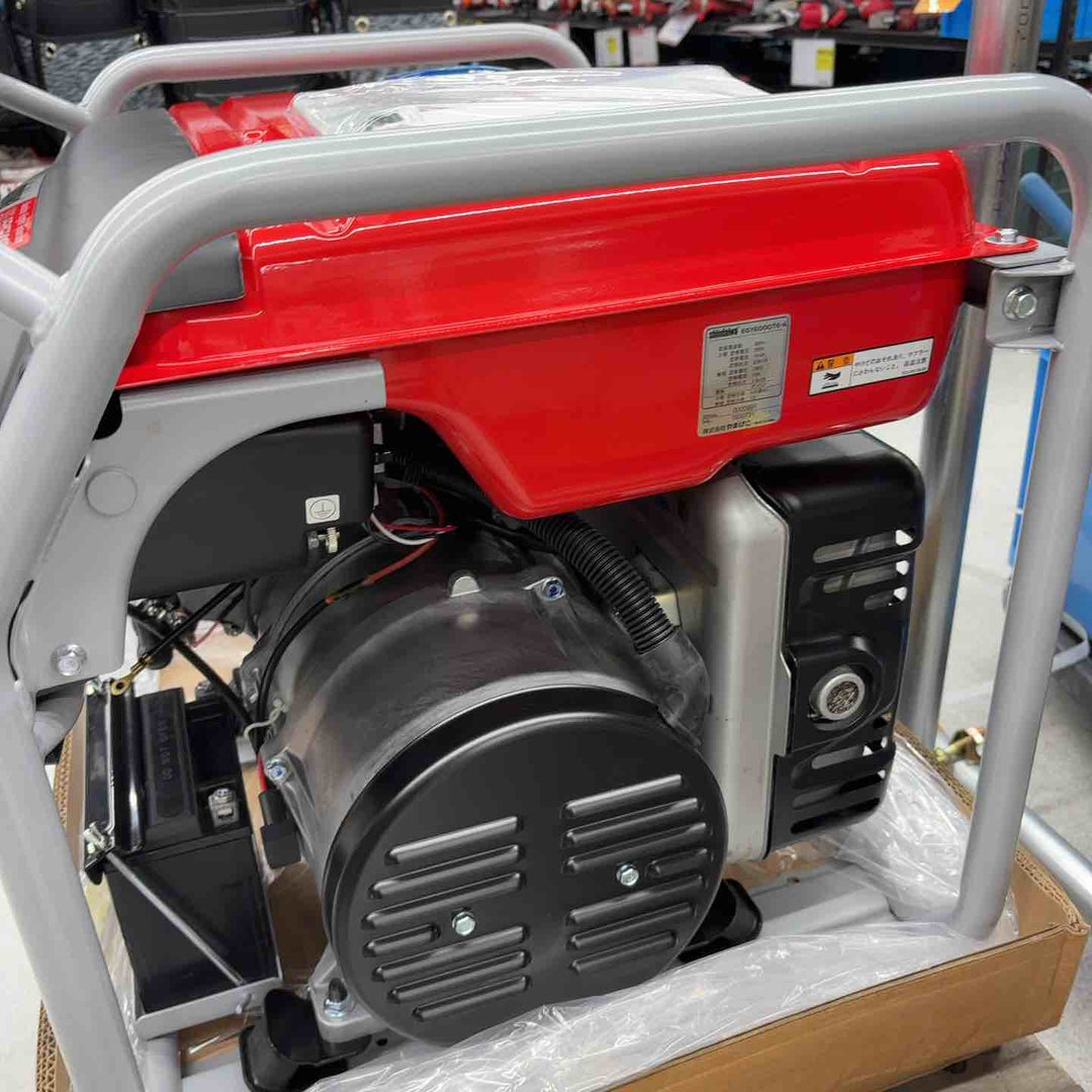 【店頭受取り限定】shindaiwa 新ダイワ 三相200V発電機（ガソリンエンジン）EGY6000TE-A【八潮店】