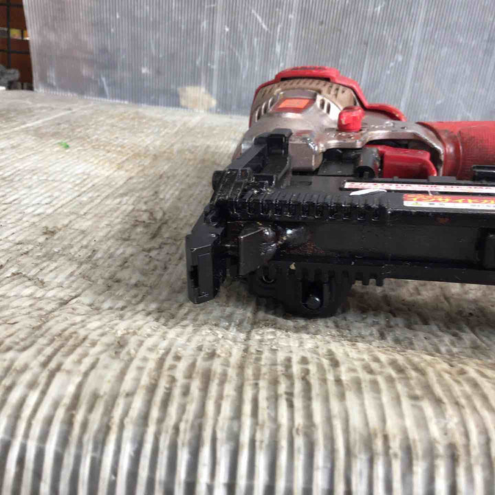 マックス(MAX) 高圧フロアタッカ HA-50F1(D)/4MAフロア 床材 留め付け フローリング材 下地材 構造用合板【越谷店】