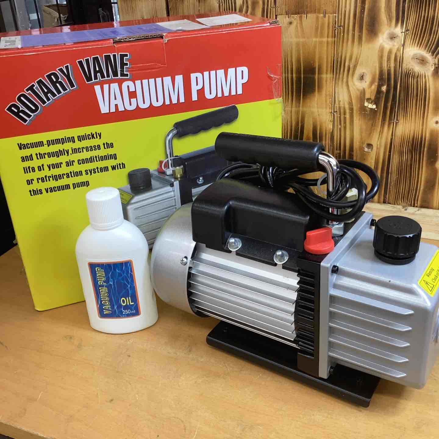 ROTARY VANE ロータリーベーン 電動真空ポンプ A68N10【越谷店