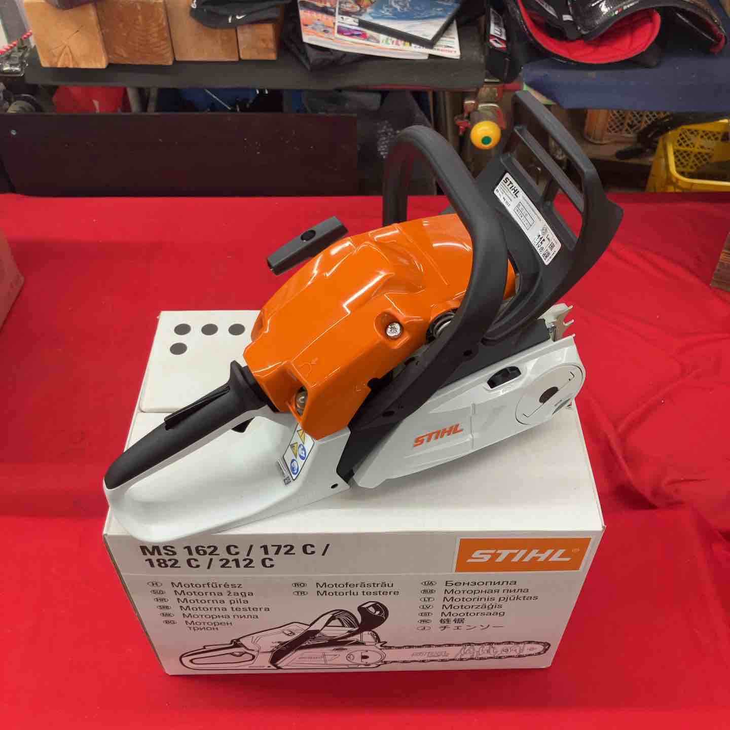 【未使用(店頭展示品)】STIHL エンジンチェンソー MS162C-BE 30cm PMM3 ライト【東大和店】 未使用(店頭展示品)】STIHL エンジンチェンソー MS162C-BE 30cm PMM3