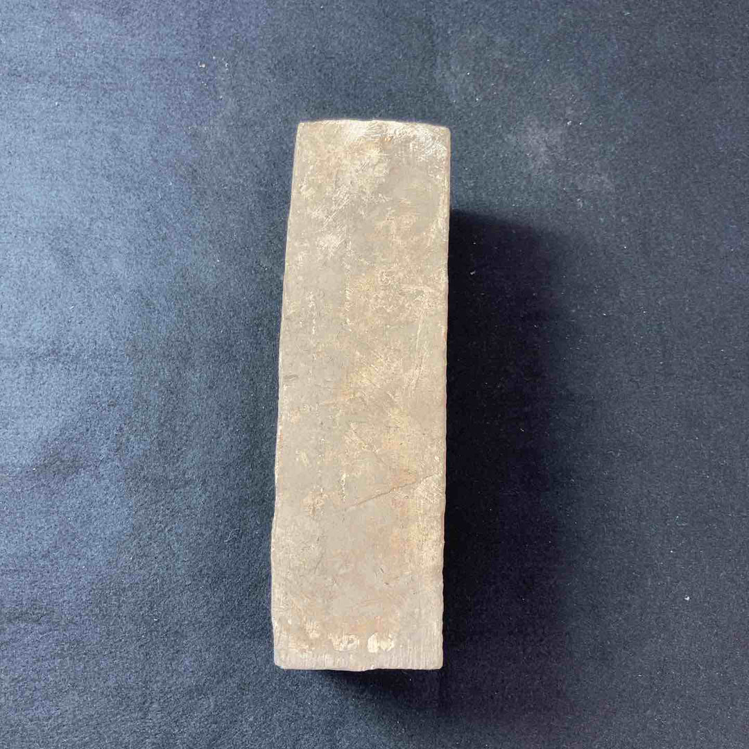 【中古品】天然砥石 産地不明 1.94Kg 沼田？ 総本山？【東大和店】