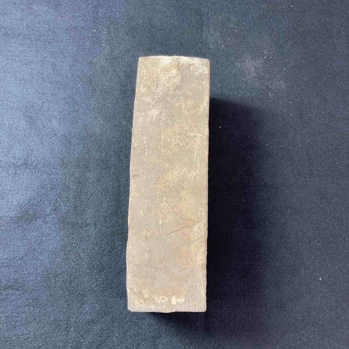 【中古品】天然砥石 産地不明 1.94Kg 沼田？ 総本山？【東大和店】
