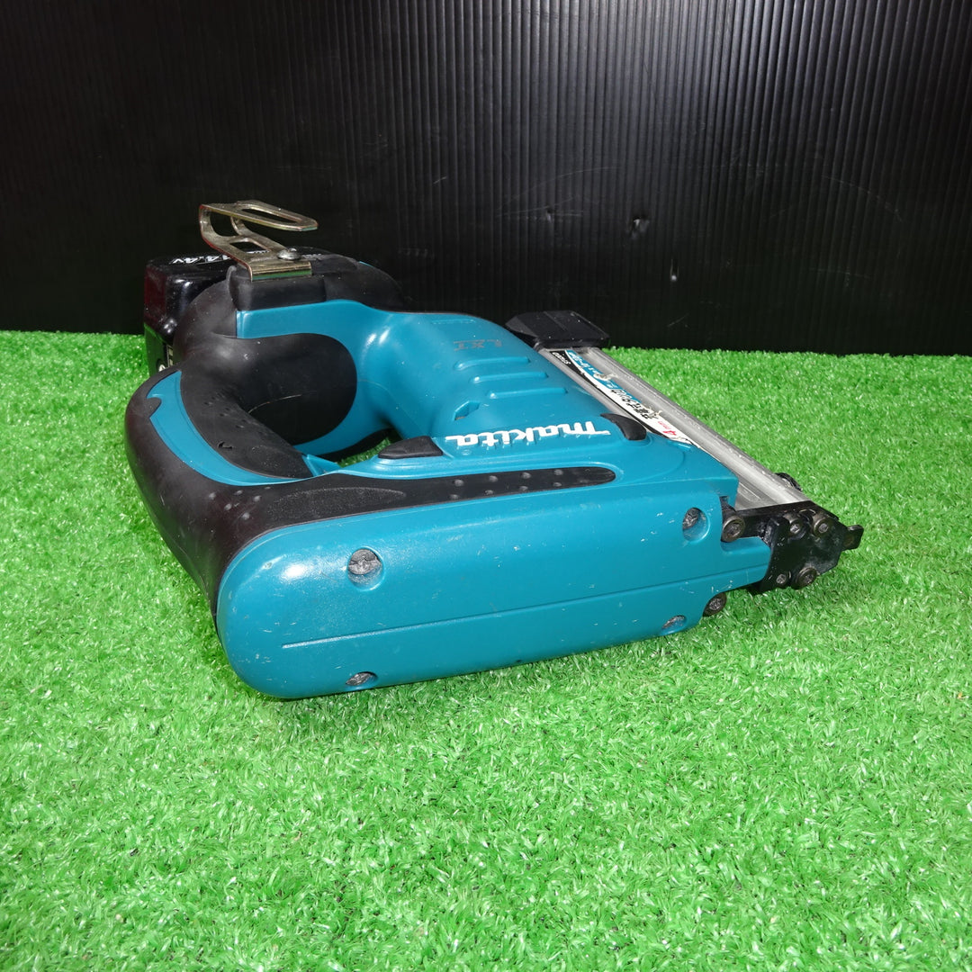 〇マキタ(makita) コードレスタッカー ST420DZ【岩槻店】