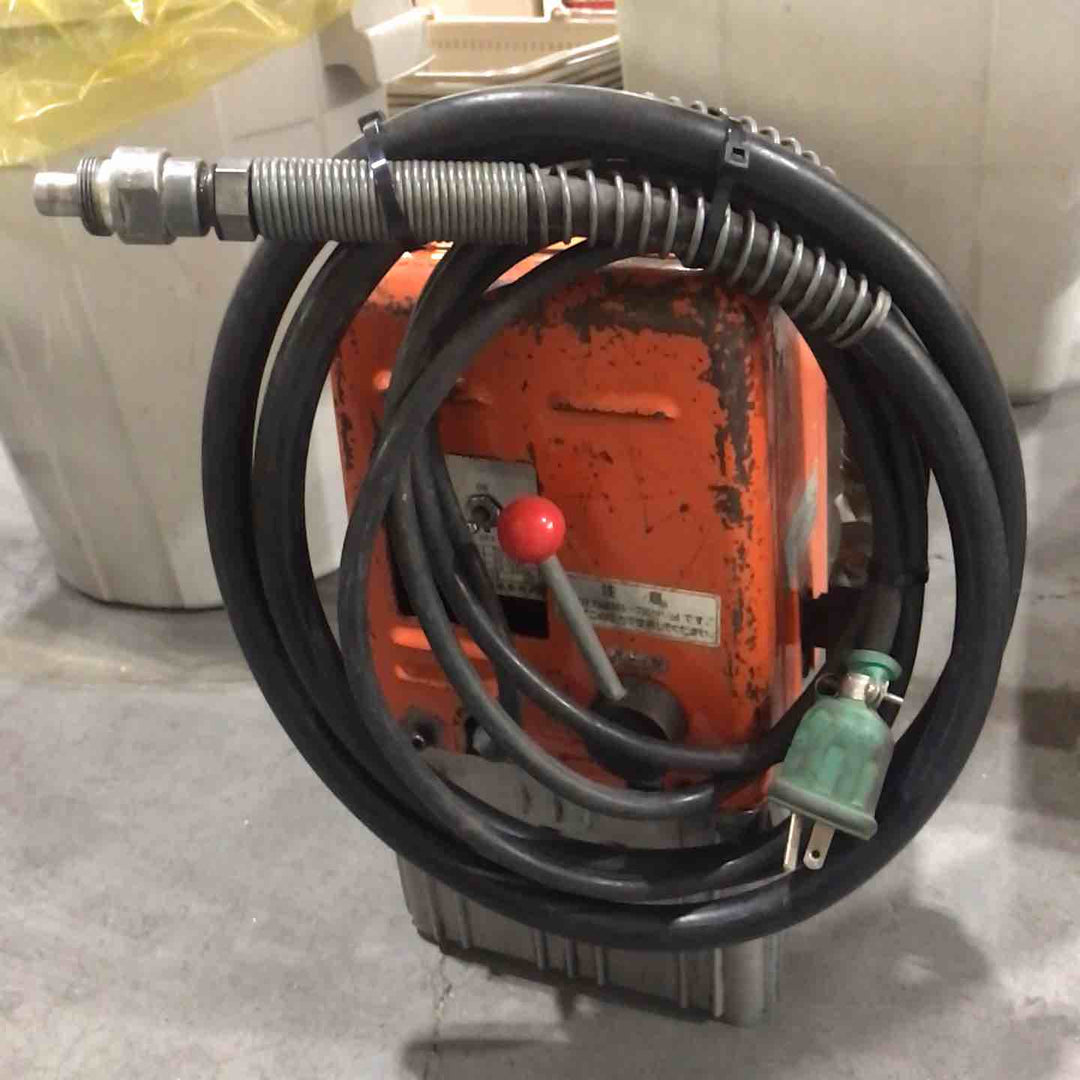 泉精器 油圧ポンプ 14E-F 84.3製【川口店】