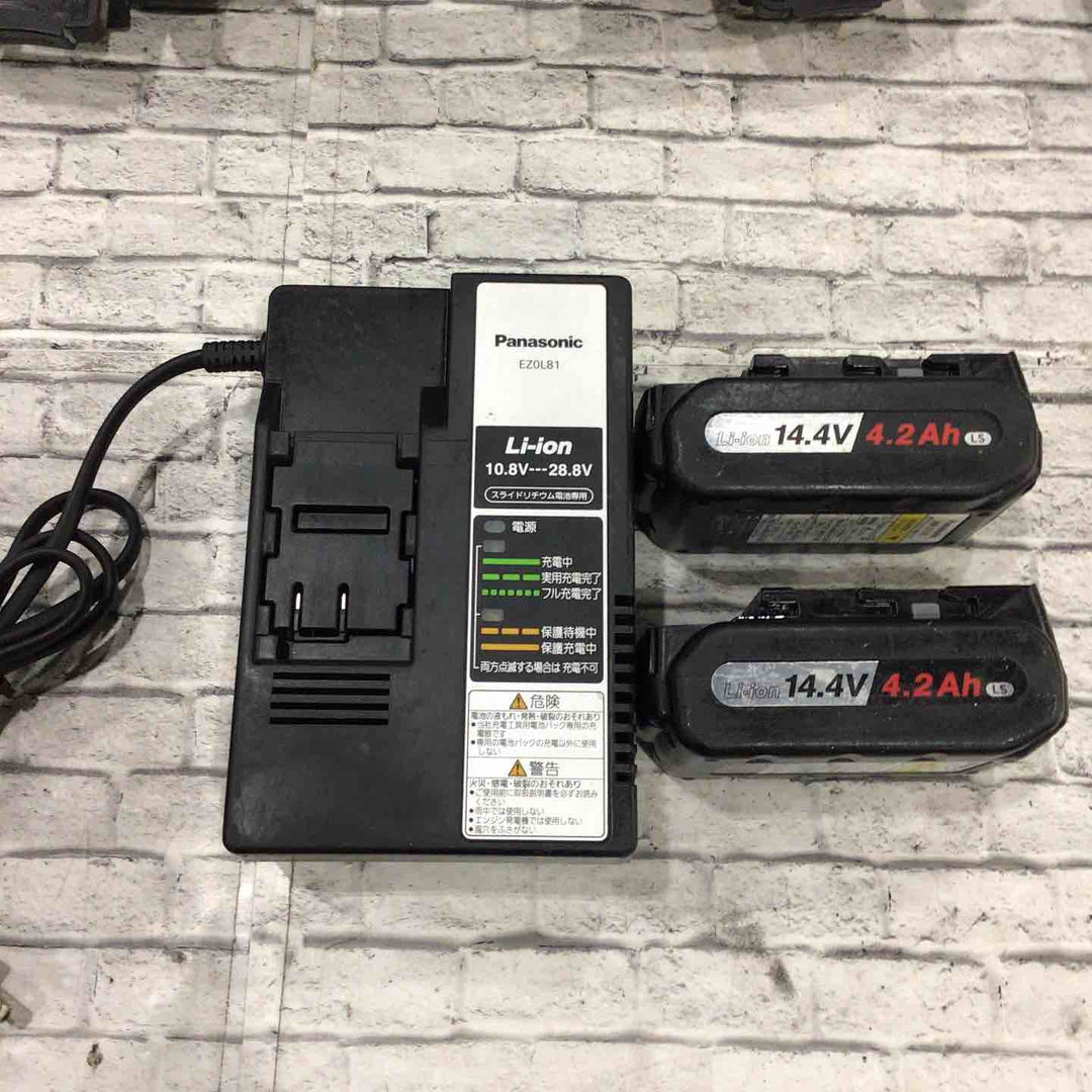 ◇パナソニック(Panasonic) コードレス角穴カッター EZ4543LS2S-B【川口店】