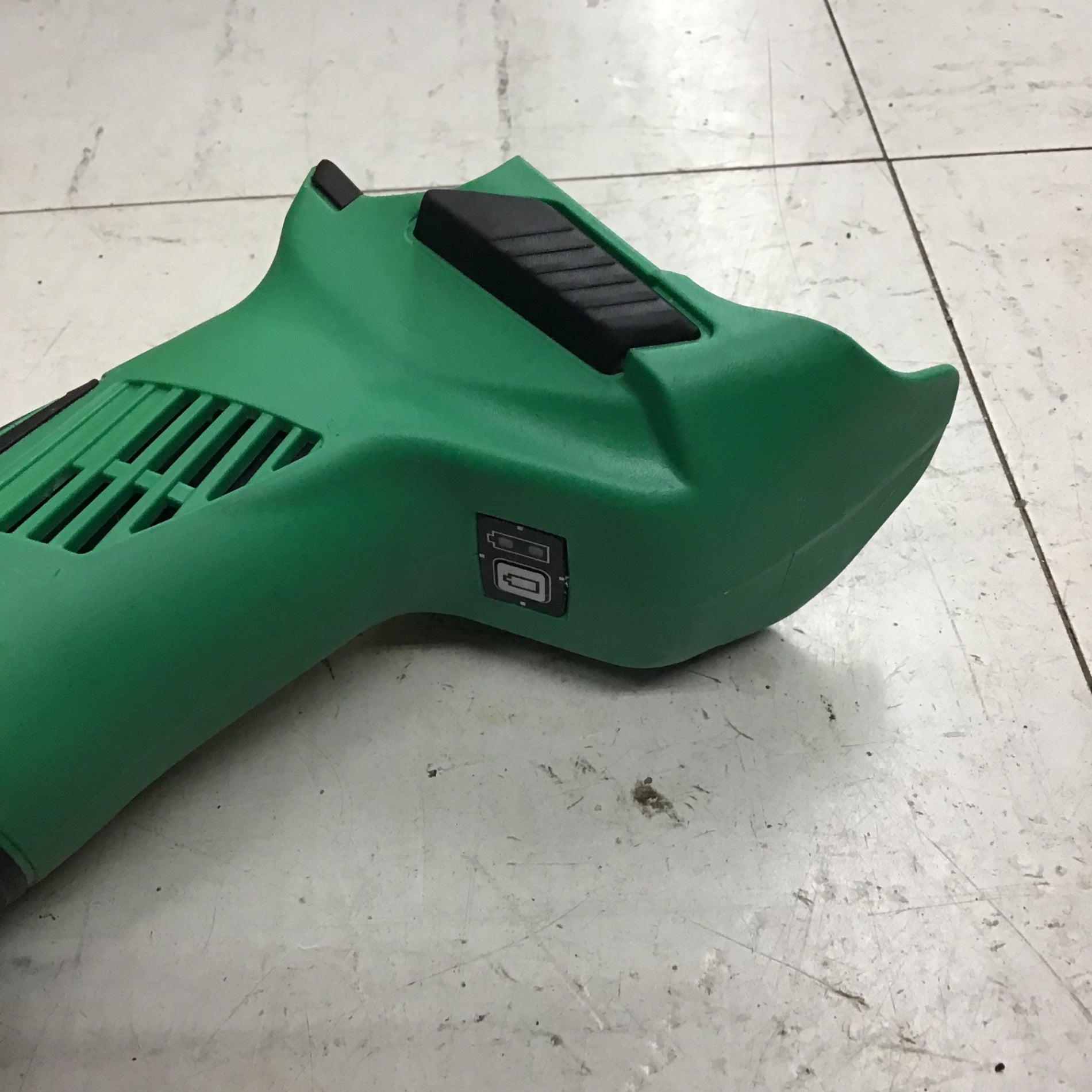 中古現状品】ハイコーキ(HIKOKI ※旧:日立工機) コードレスマルチツール