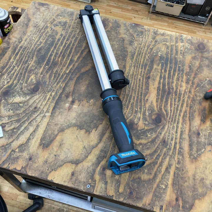 ★マキタ(makita) コードレスLEDライト ML818【柏店】