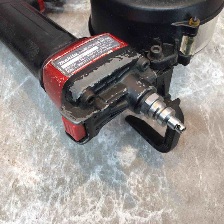 ★マキタ(makita) 高圧エアネジ打ち機 AR411HR【八潮店】