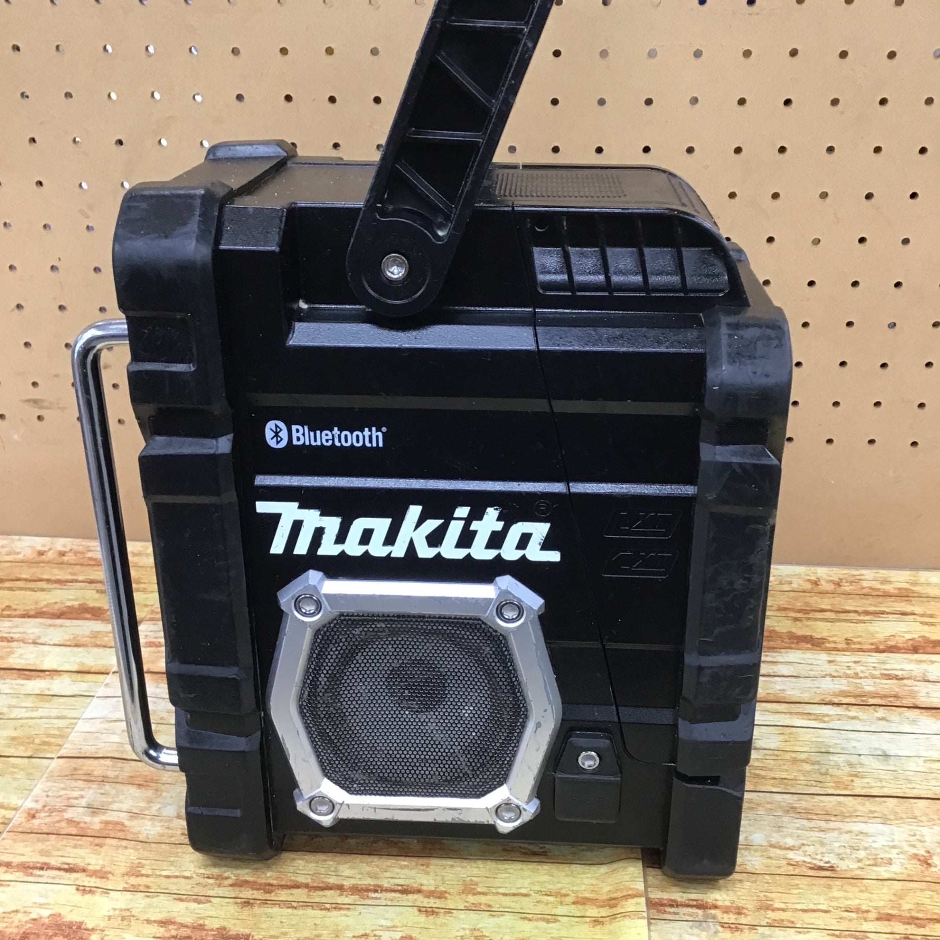 新品 Makita MR108B Bluetoothラジオ ☆マキタ(makita) コードレス
