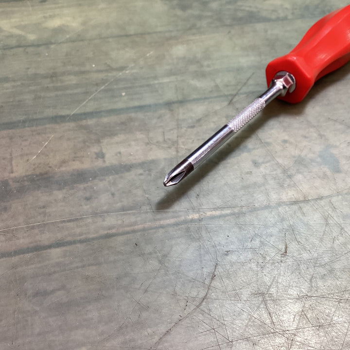 MAC TOOLS（マックツールズ） ペンタグリップスクリュードライバー プラス DP210 【東大和店】