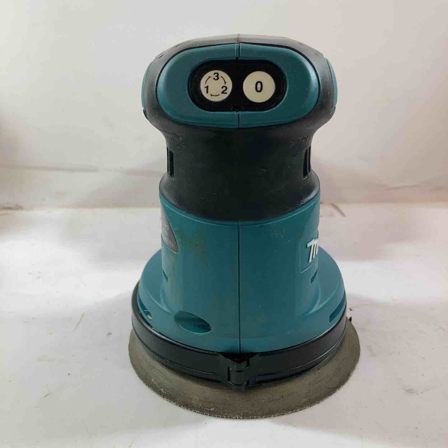 ☆マキタ(makita) コードレスランダムオービットサンダ BO180DZ【川崎