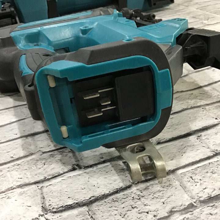 ★マキタ(makita) コードレスピンネイラ PT354DZK【川口店】