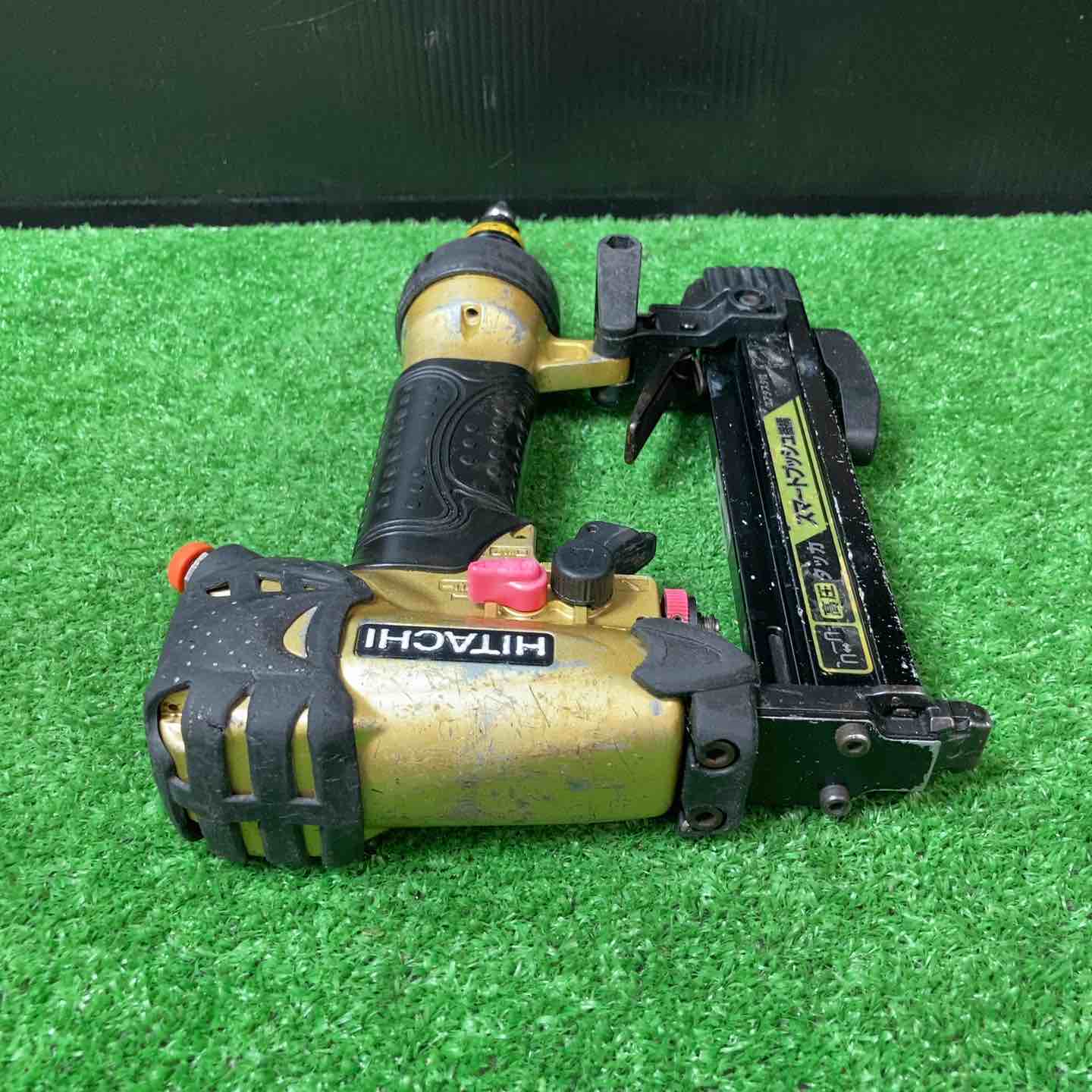 ☆ハイコーキ(HIKOKI ※旧:日立工機) 高圧エアタッカ N2504HMB【岩槻店