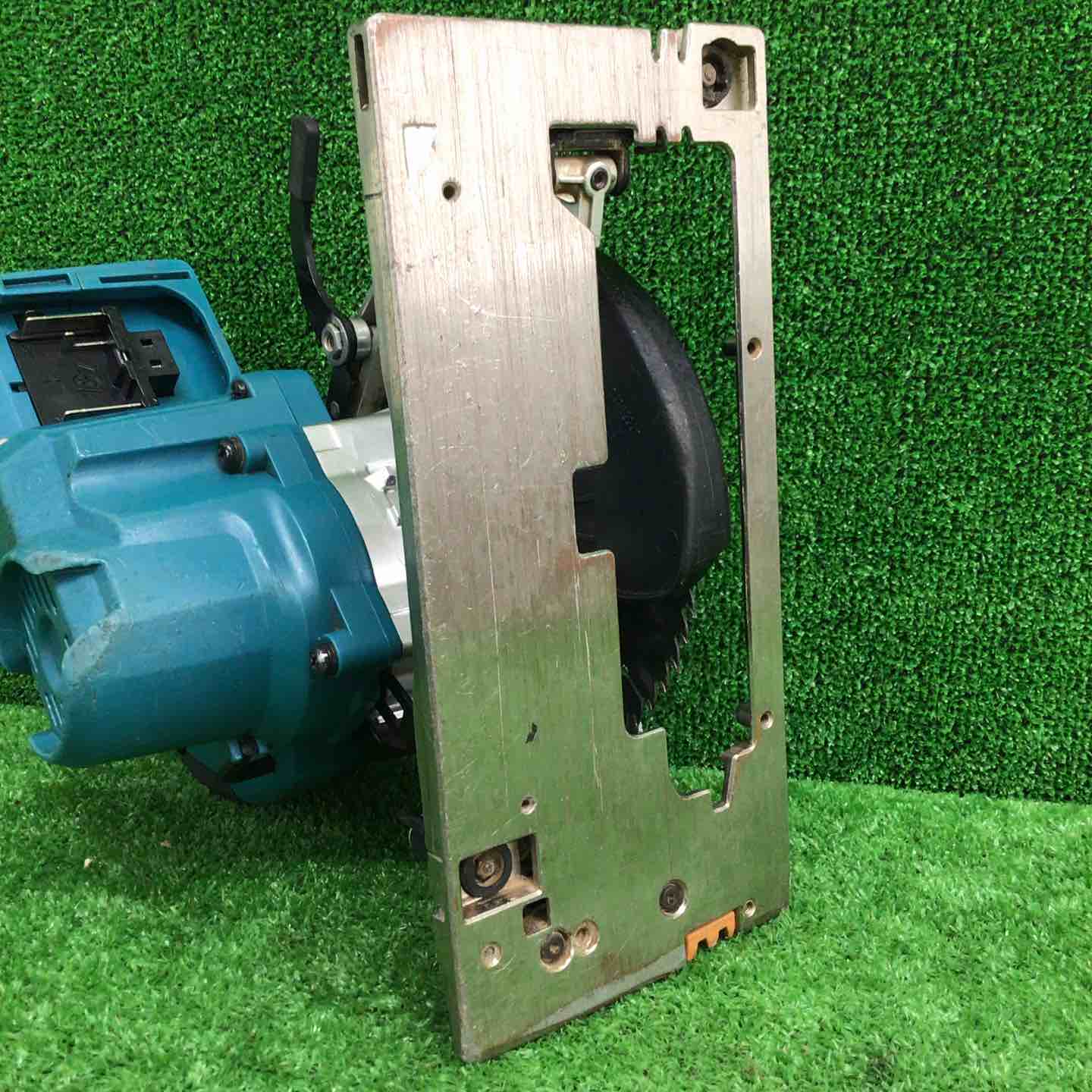 中古品】 マキタ/makita コードレス丸のこ HS631DZ 【鴻巣店