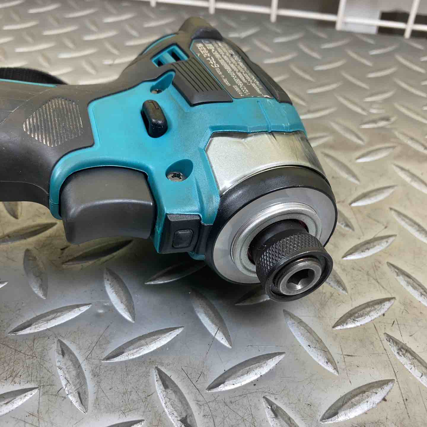 ☆マキタ(makita) コードレスインパクトドライバー TD173DZ【川崎店