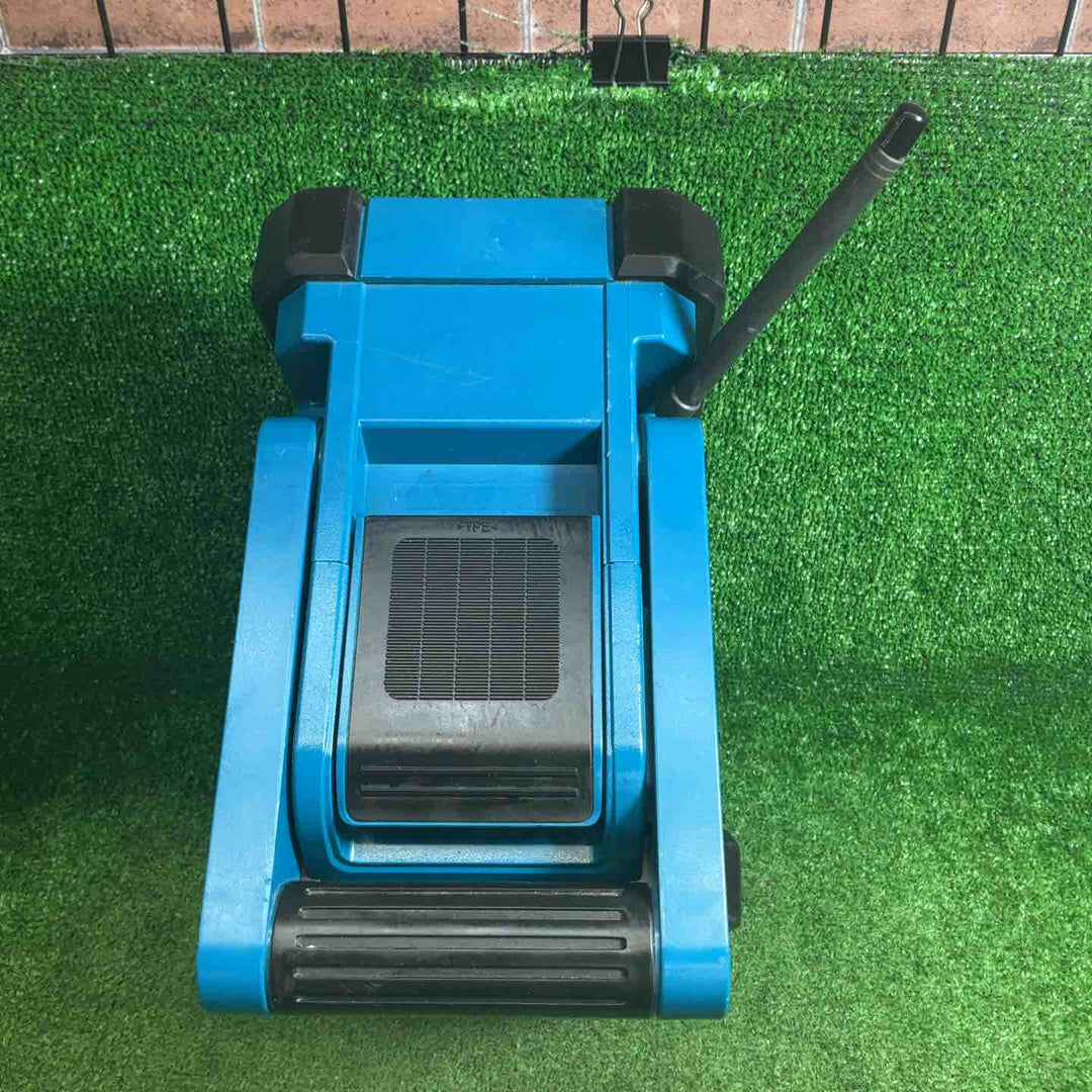 マキタ(makita) コードレスラジオ MR108【藤沢店】