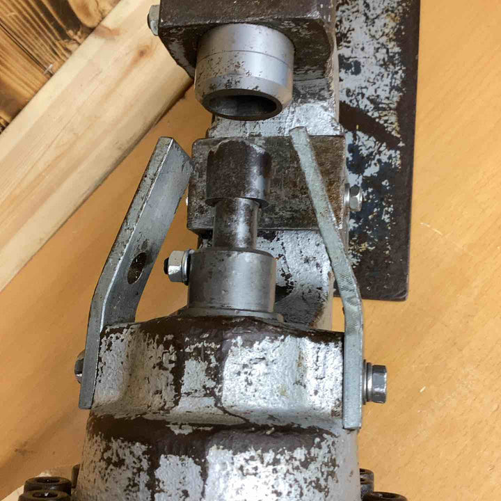 ◇育良精機(イクラ/IKURA) パンチャ IS-106MP【八潮店】