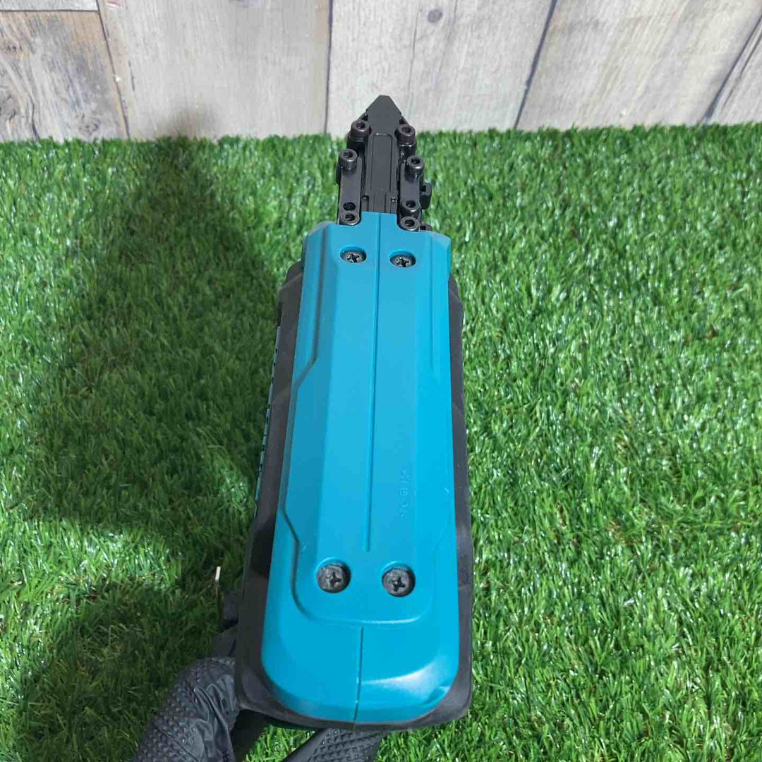 ◇マキタ 充電式35mm面木釘打ち機 FN350DZ【戸田店】
