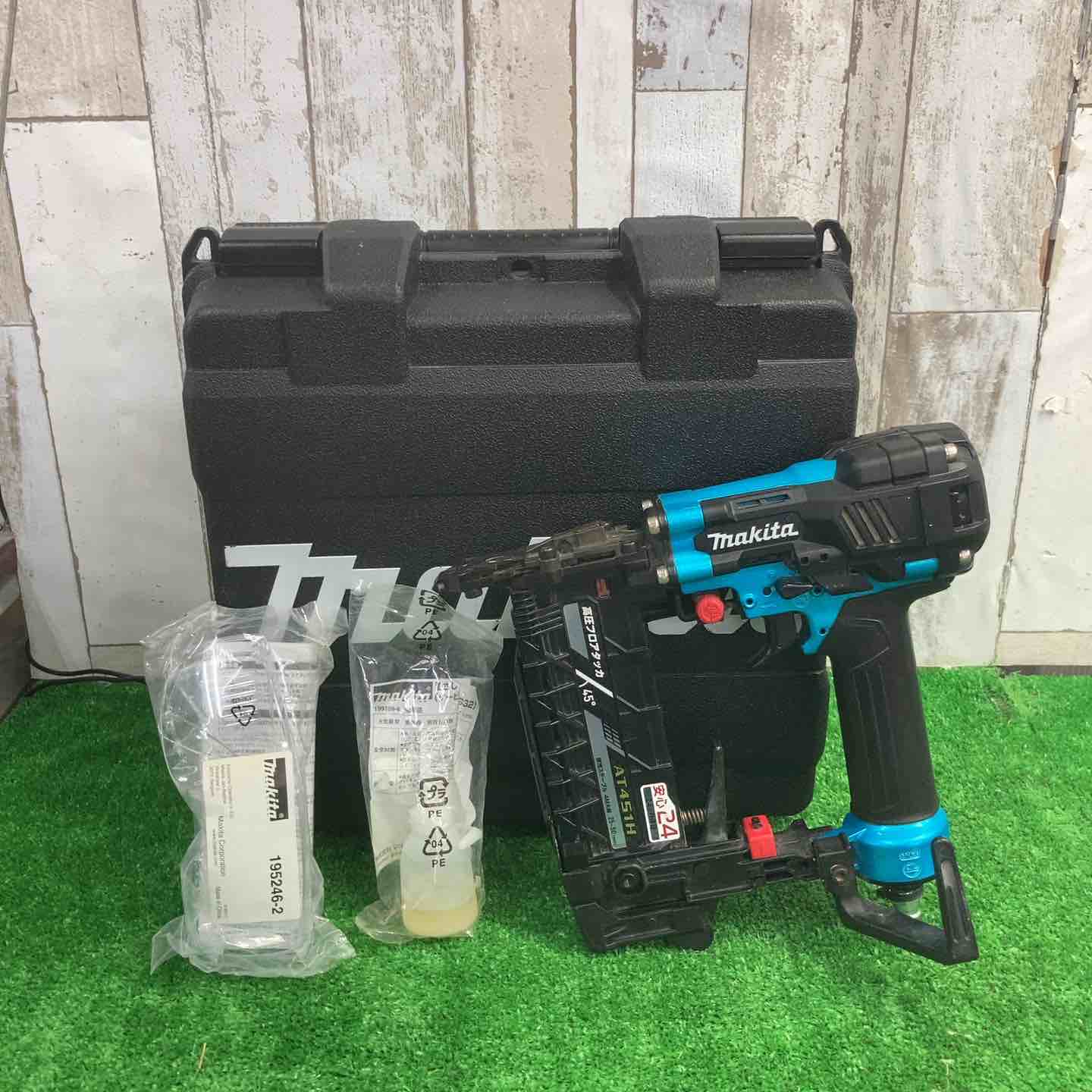 【中古】【動作OK】【店頭引取限定】マキタ MAKITA  高圧フロアタッカ  AT451H　52,580円（税込）9727 Amazon | マキタ(Makita) 高圧フロアタッカ AT451H（赤） | エアタッカ