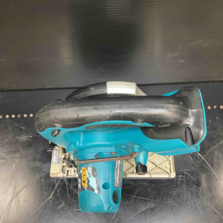 ★マキタ(makita) コードレス丸のこ SS540DRF【川越店】