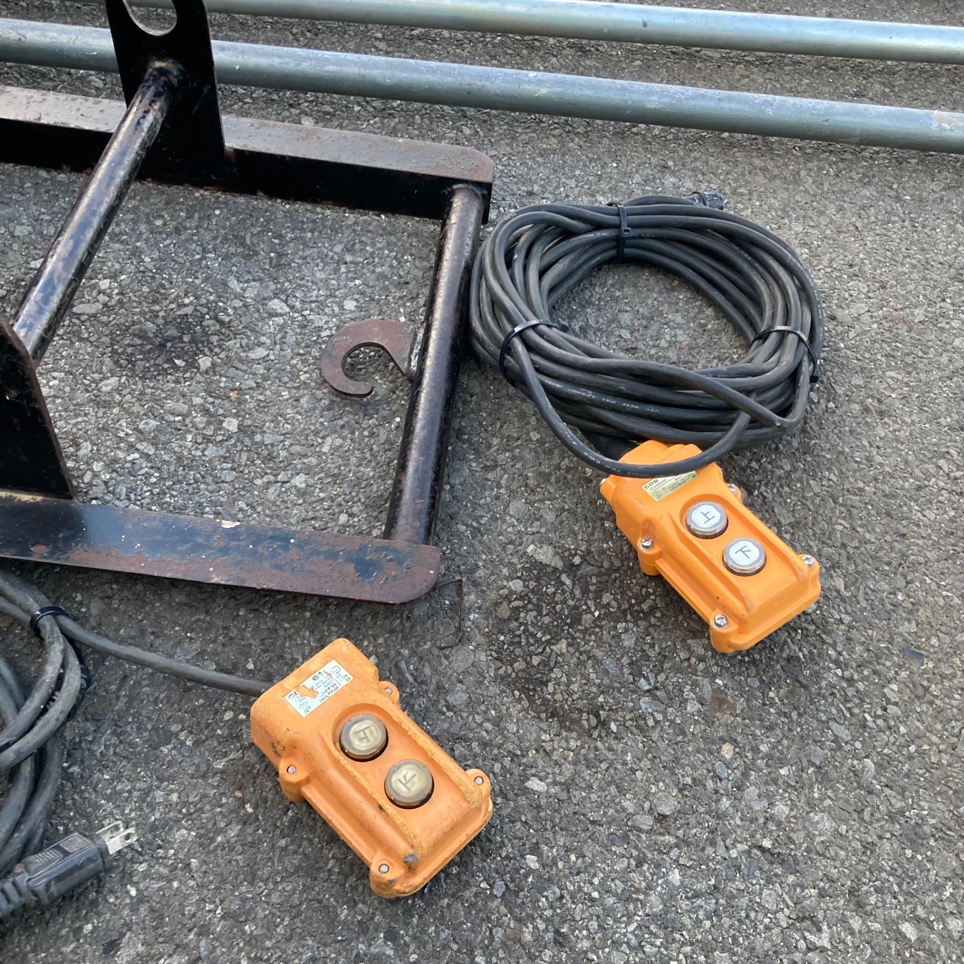 中古品／店頭受取り限定】小俣製作所 セビー高速ウィンチ W950V 荷揚げ
