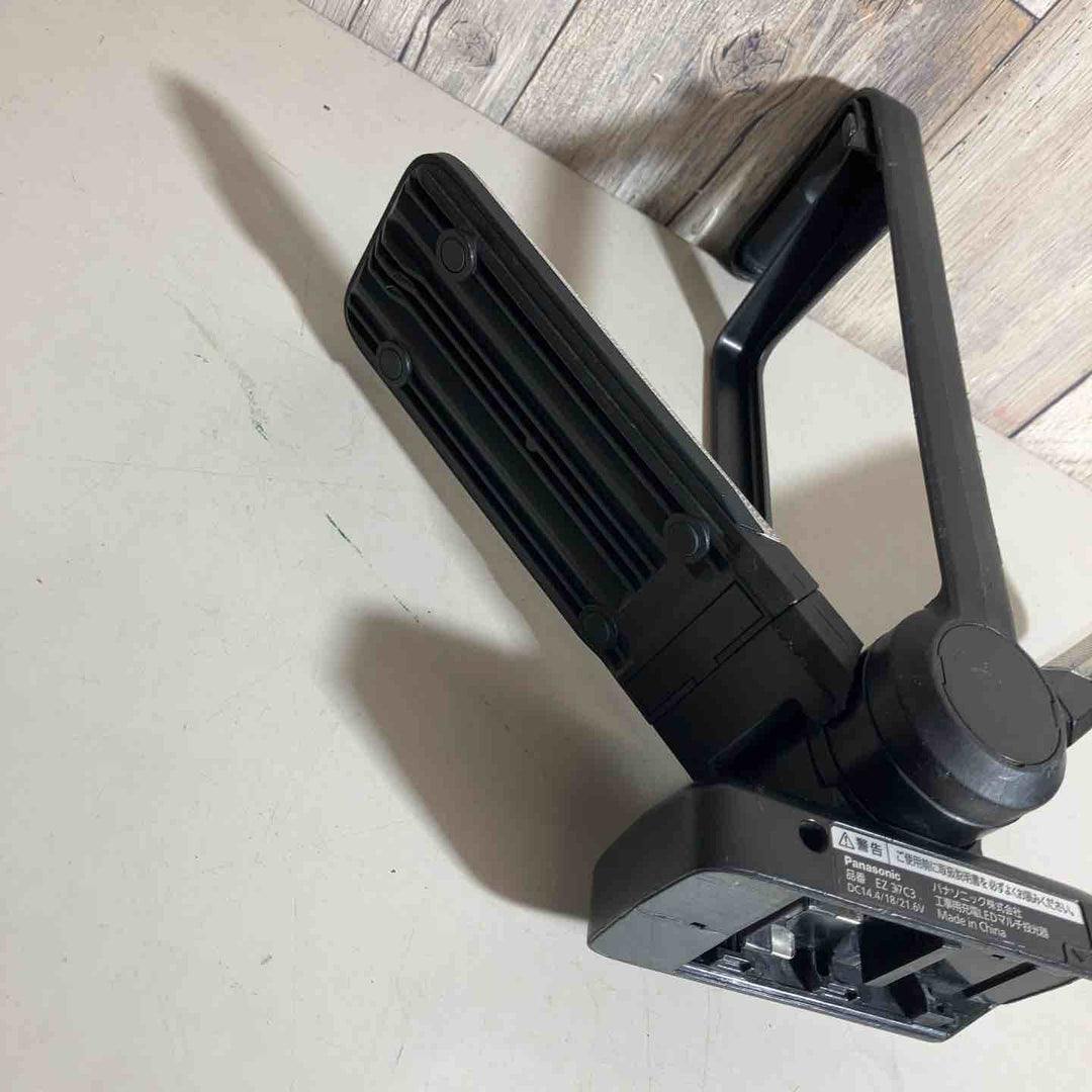 ☆パナソニック(Panasonic) 工事用充電LEDマルチ投光器 EZ37C3_ブラック【戸田店】