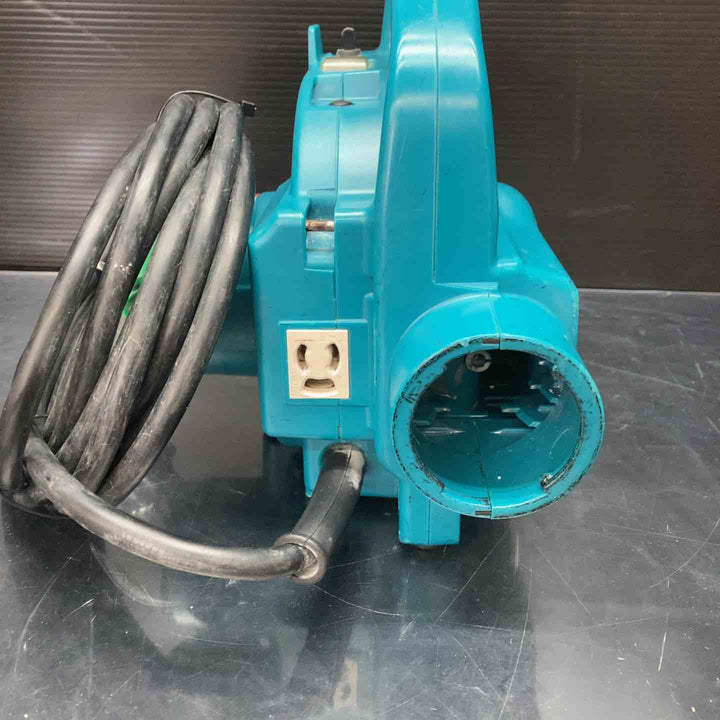 マキタ(makita) 小型集じん機 乾式 450(P)【川越店】
