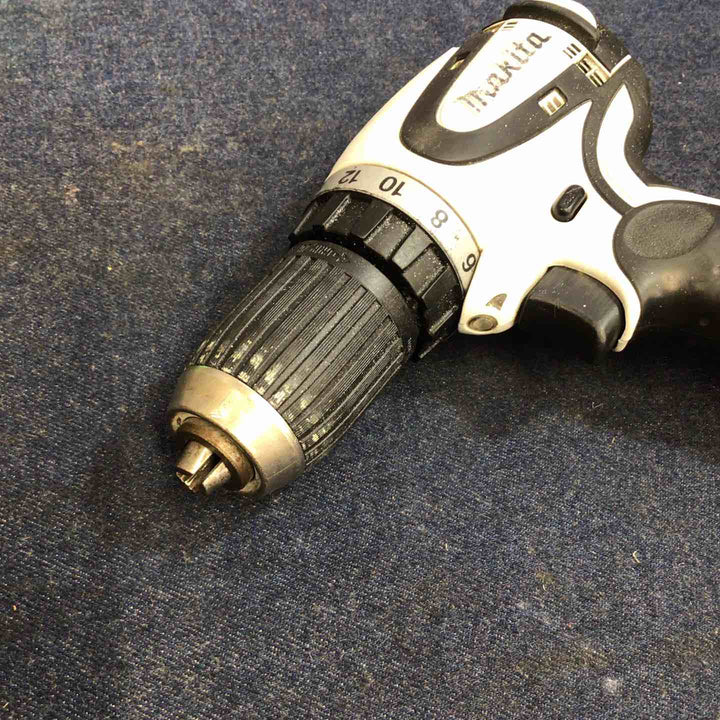 ☆マキタ(makita) コードレスドリルドライバー DF440DZW【八潮店】