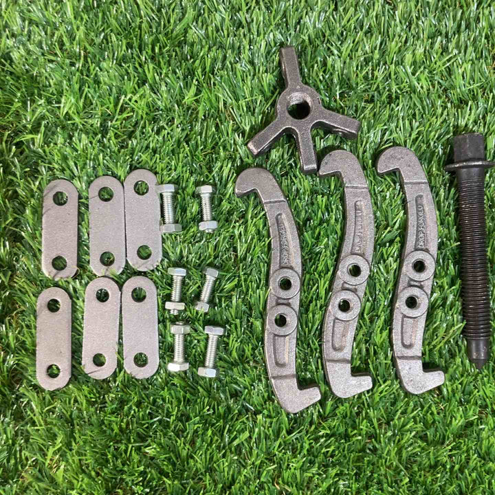 ◇THREE-JAW PULLER　ギアプーラー　size4【戸田店】