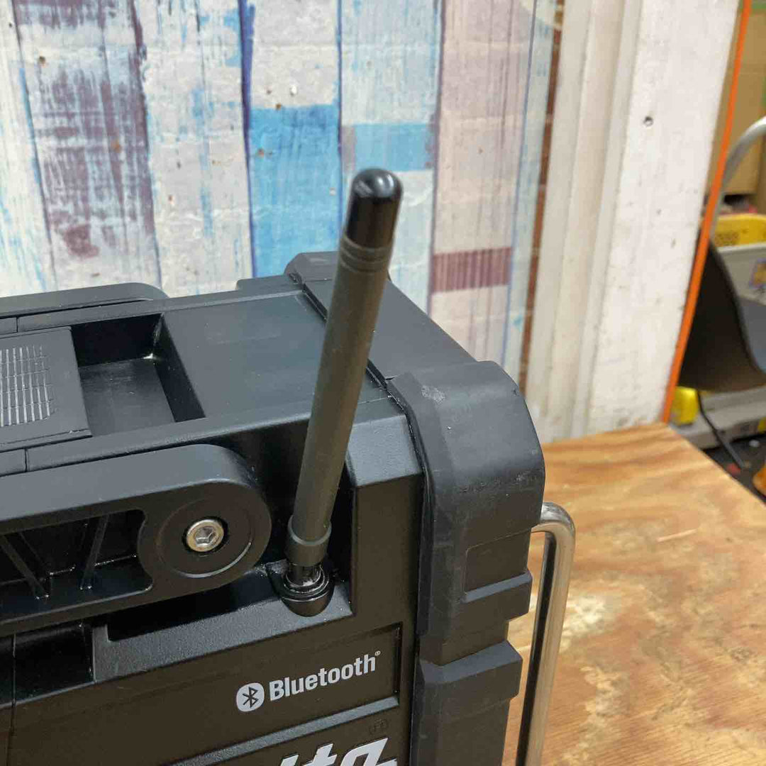 ★マキタ(makita) コードレスラジオ MR106B【柏店】