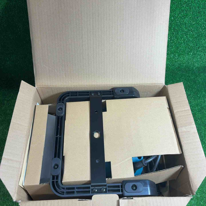 【未使用品】 マキタ (makita) コードレスLEDスタンドライト ML805 【藤沢店】