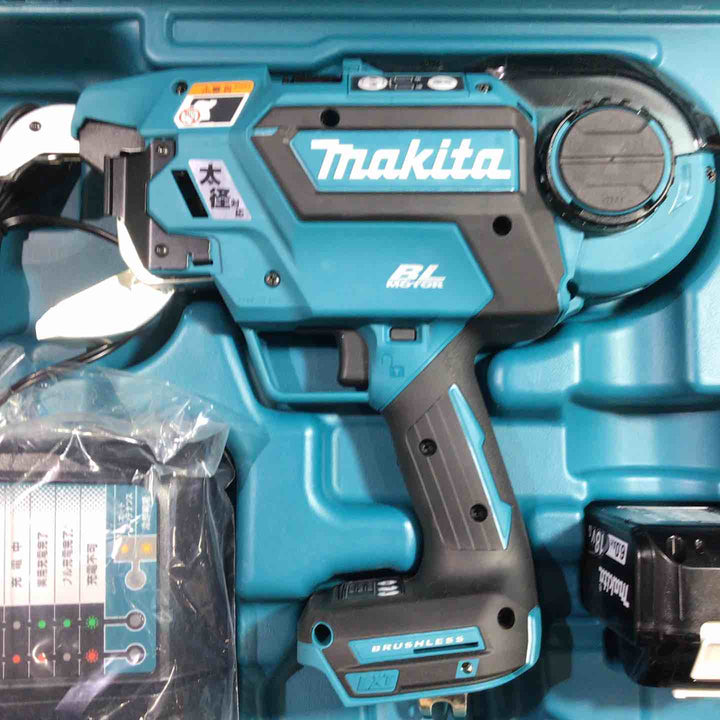 ★マキタ(makita) コードレス鉄筋結束機 リバータイア TR181DRGX【川口店】