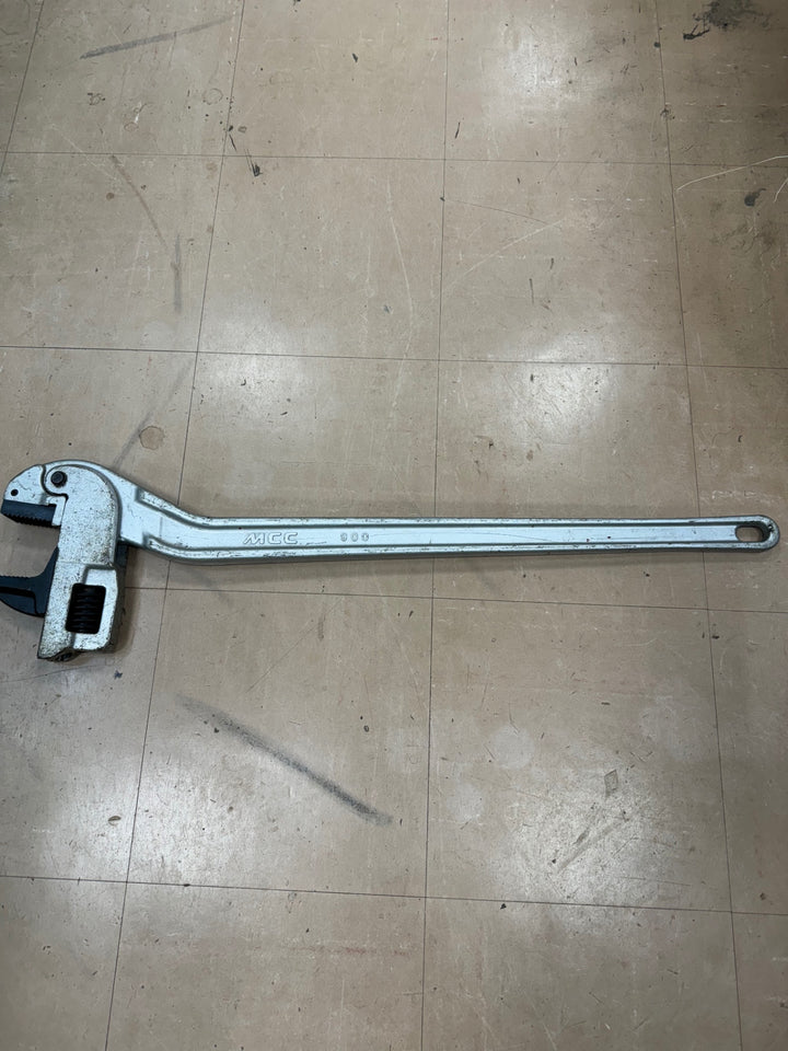 MCC アルミコーナーレンチ　900mm【草加店】