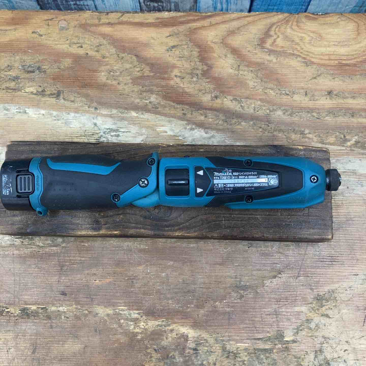◇マキタ(makita) コードレスペンインパクトドライバー TD021DZB【柏店】
