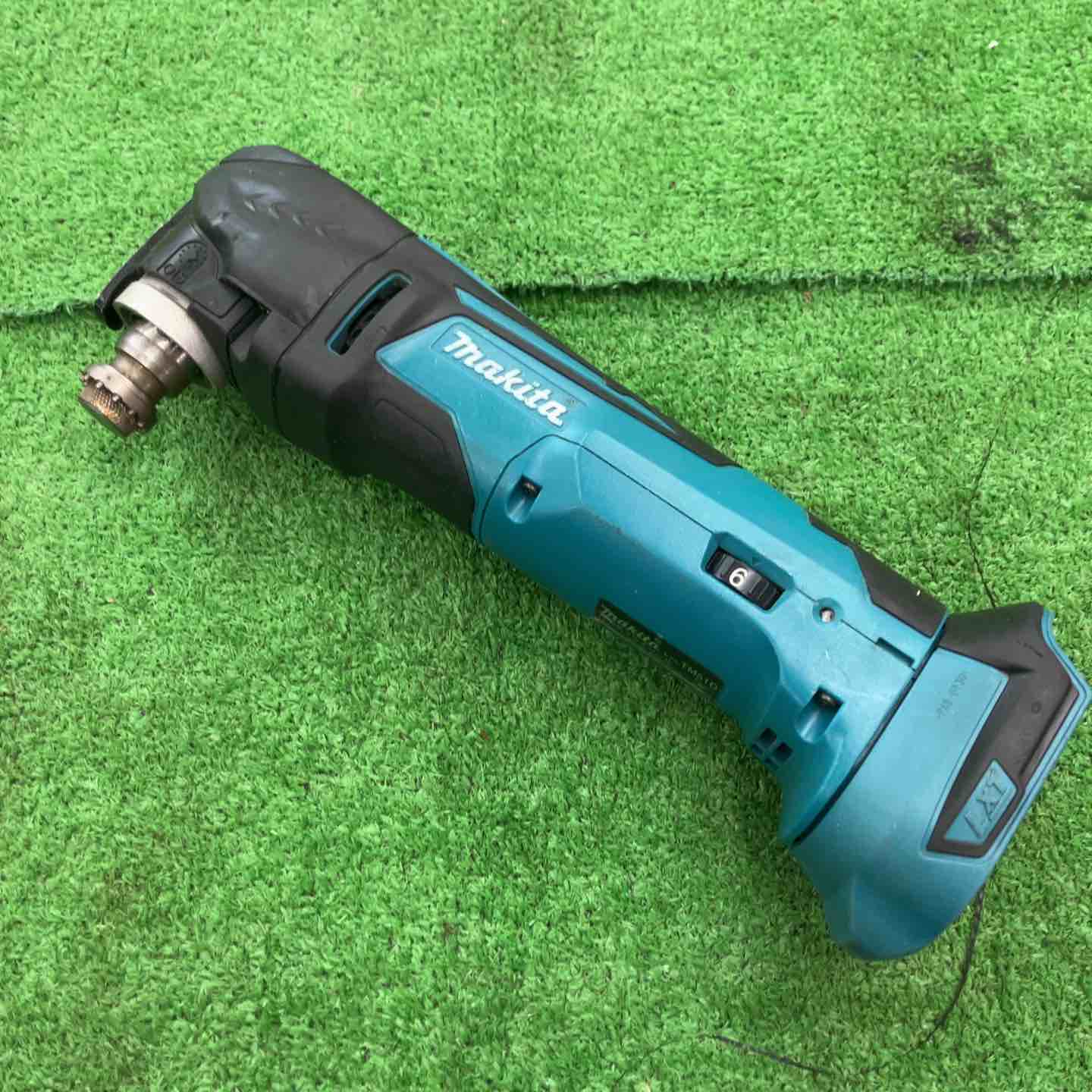 Makita - マキタ マルチツール TM51D 中古 刃11枚付 MAKITA マキタ マルチツール 本体のみ TM51D ブルー - 中古工具