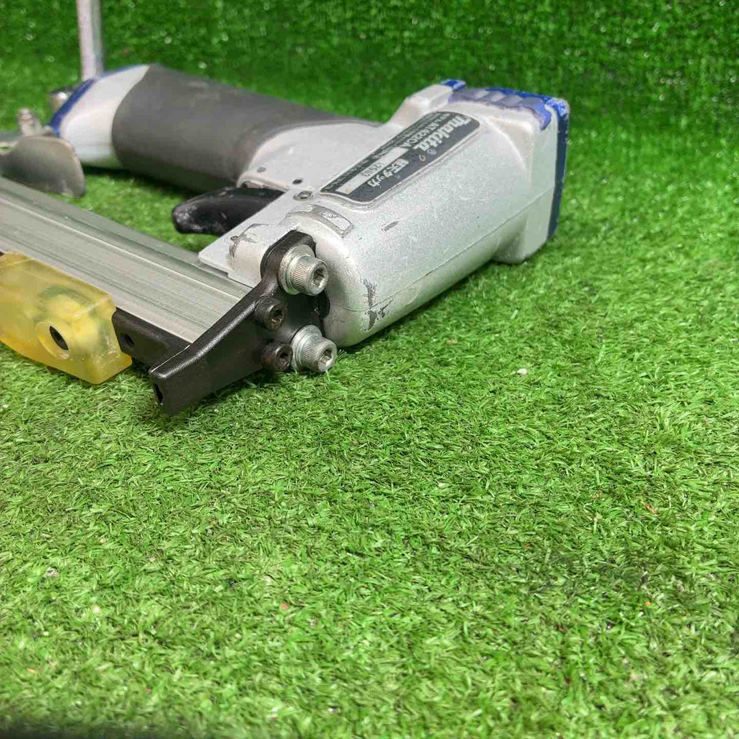 【中古品】 マキタ(makita) 常圧軽天タッカ AT422CA 【藤沢店】