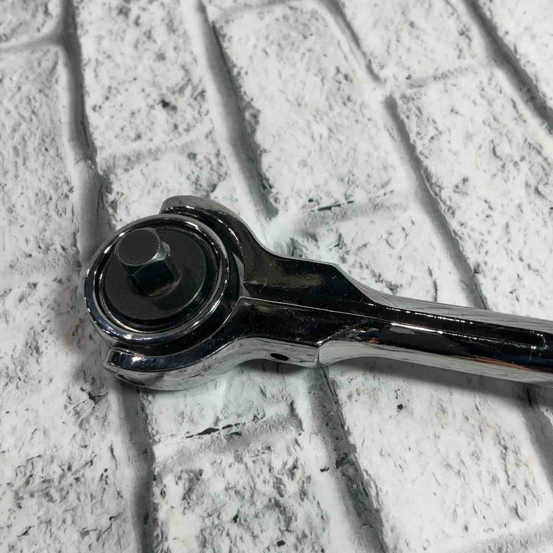 スナップオン(Snap-on) 1/4ソフトグリップラウンドヘッドラチェットハンドル(赤) THNF72【川口店】