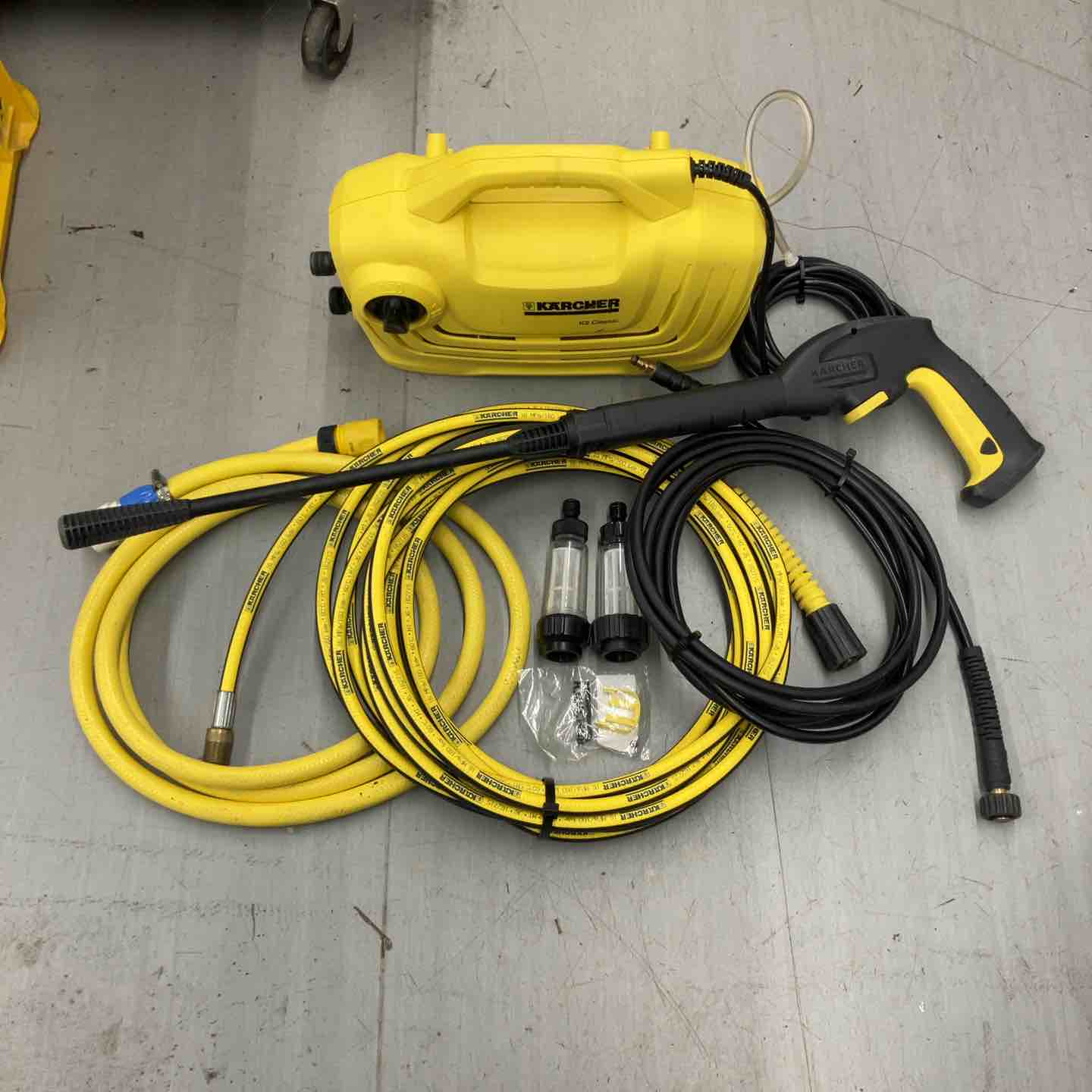 日立高圧洗浄機（ほぼ未使用品）　オマケ付 京セラドキュメントソリューションズ 〈京セラ〉高圧洗浄機 AJP-1630